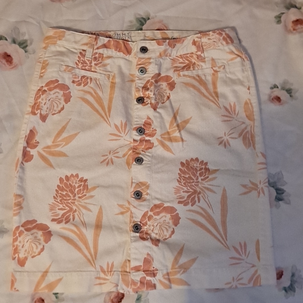 Tommy Hilfiger Skirt